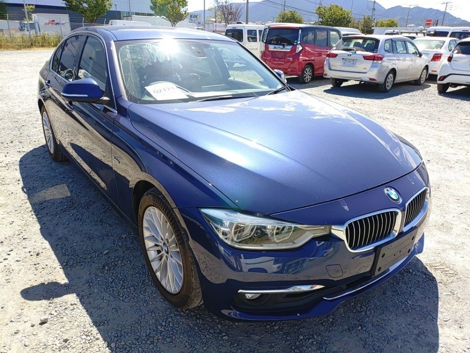 2016 BMW 3 Series auction photo 4
