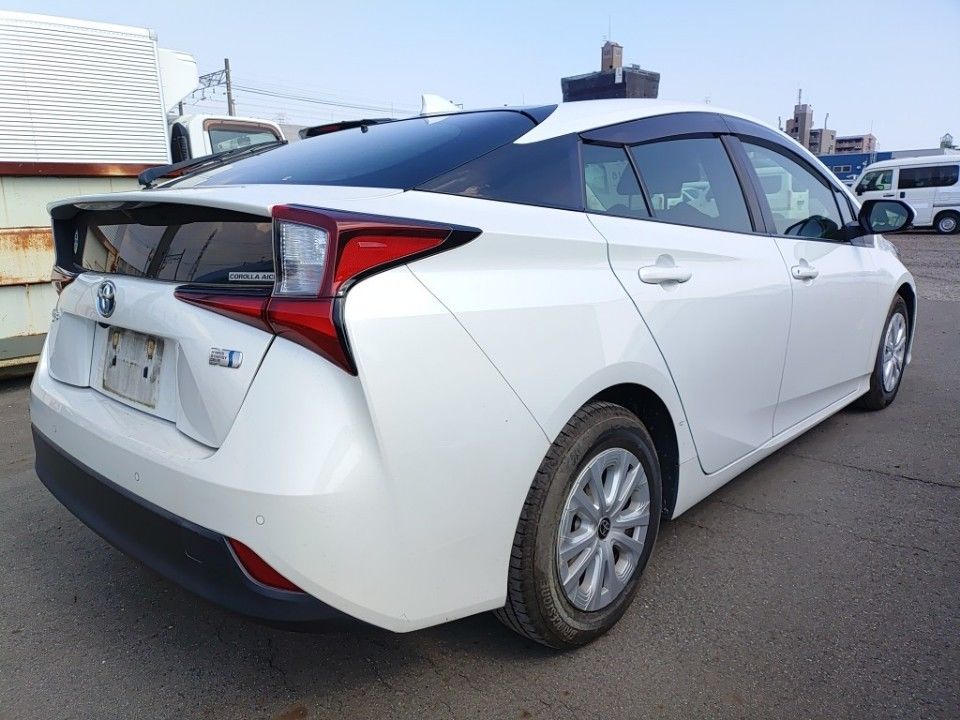 2021 Toyota Prius auction photo 2