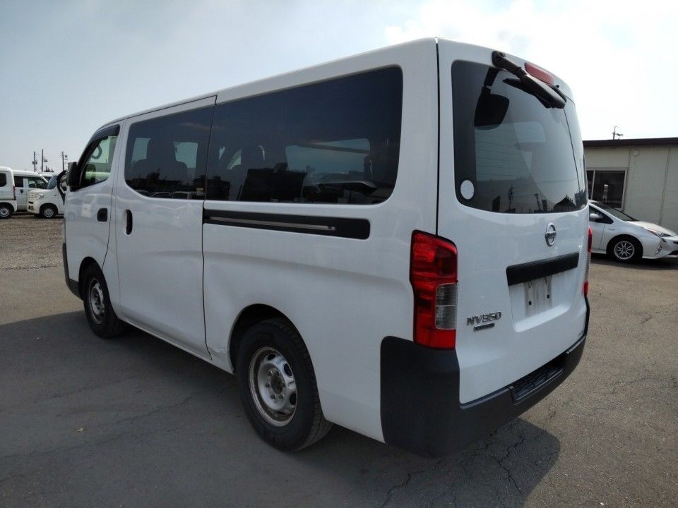 2014 Nissan NV350 Caravan auction photo 6