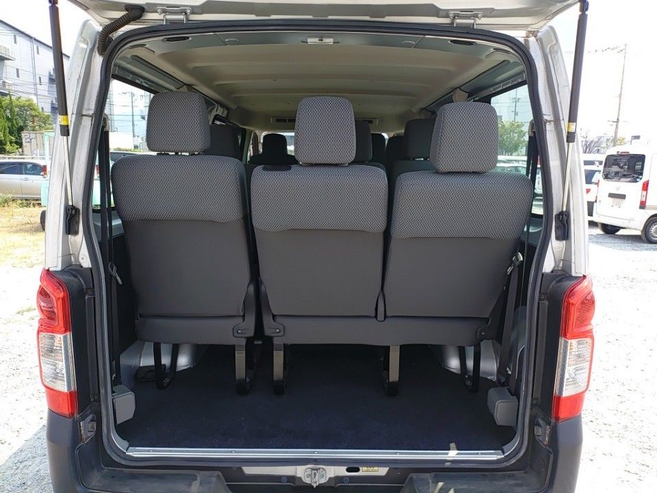 2013 Nissan NV350 Caravan auction photo 8