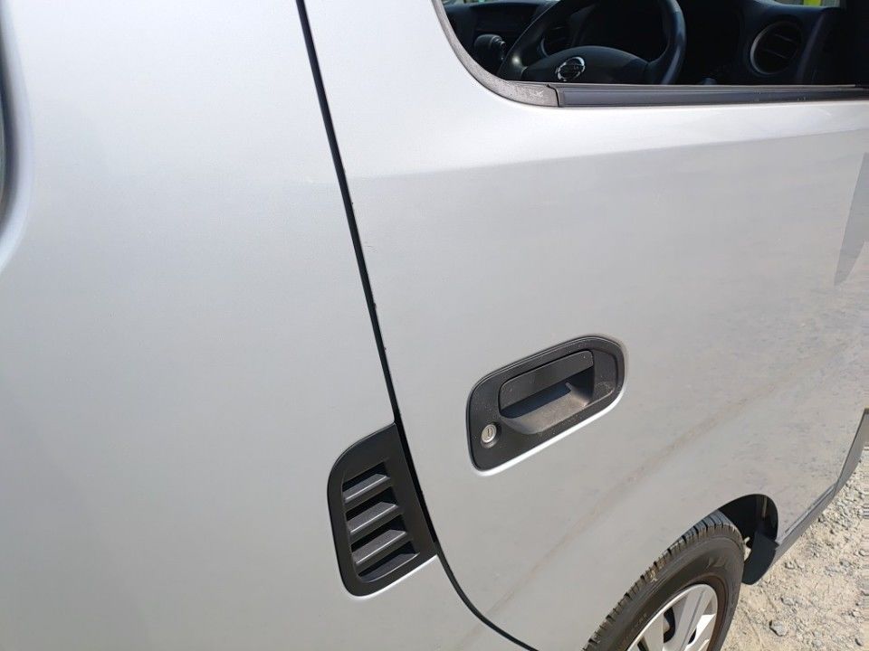2013 Nissan NV350 Caravan auction photo 20