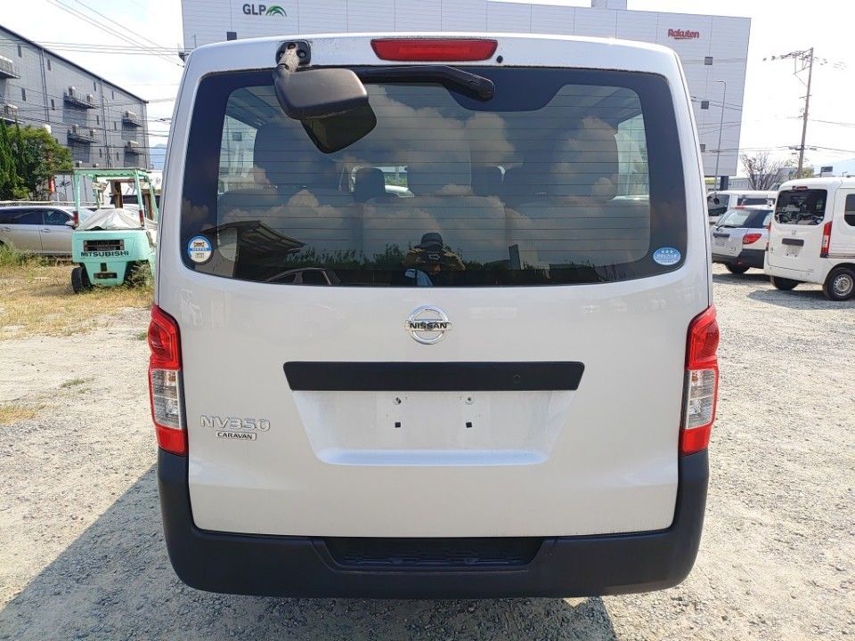 2013 Nissan NV350 Caravan auction photo 5