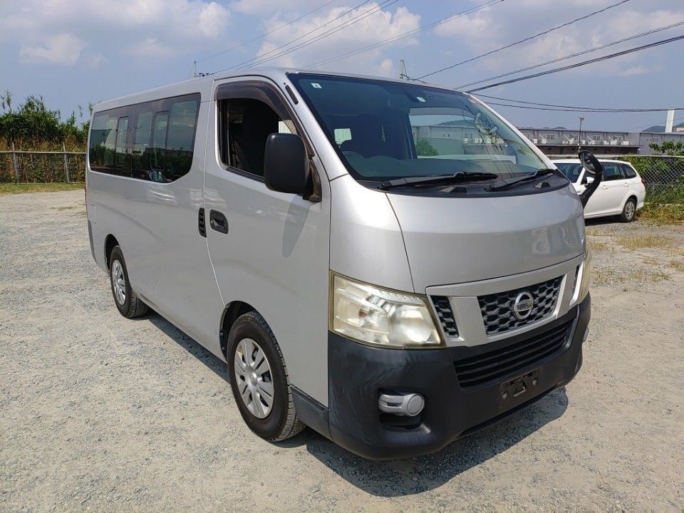 2013 Nissan NV350 Caravan auction photo 4