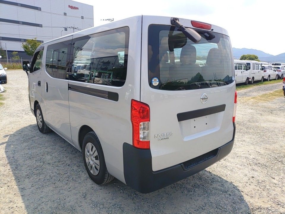 2013 Nissan NV350 Caravan auction photo 6