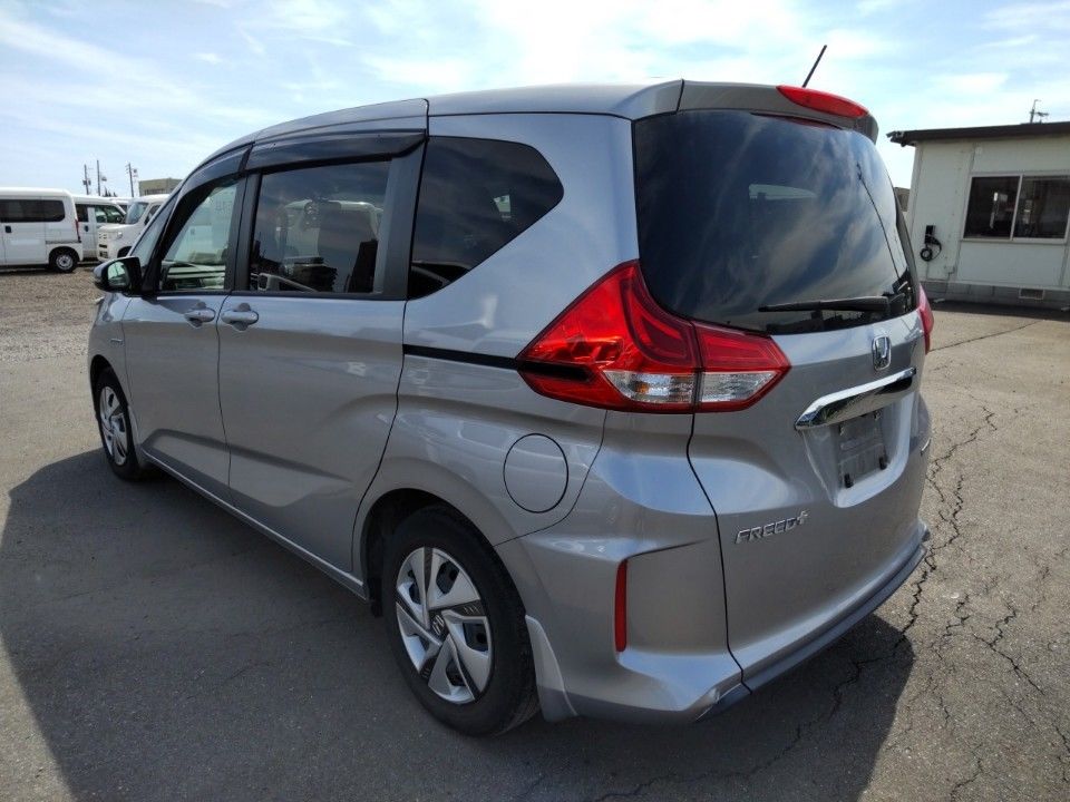 2021 Honda フリード + auction photo 6