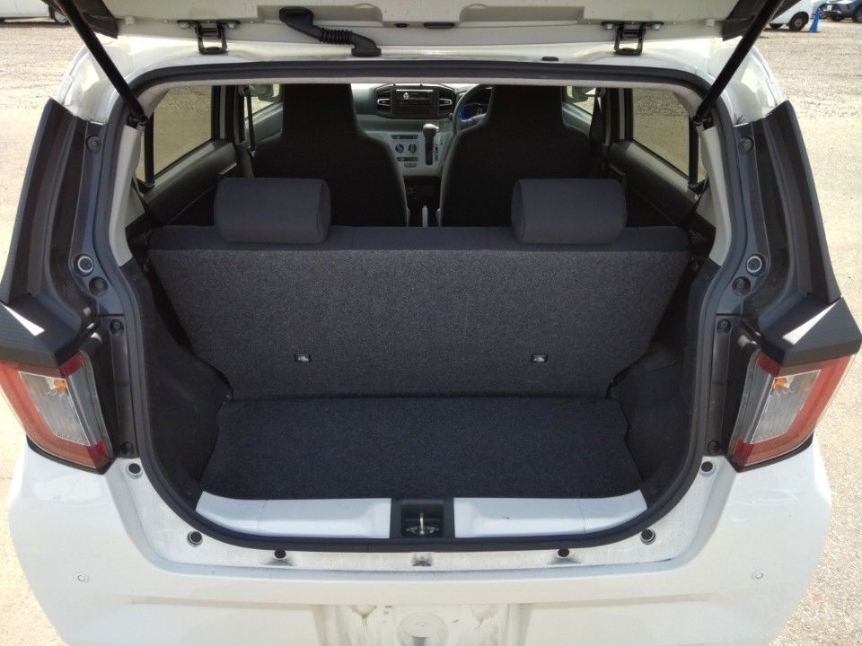 2021 Daihatsu Mira e:S auction photo 8
