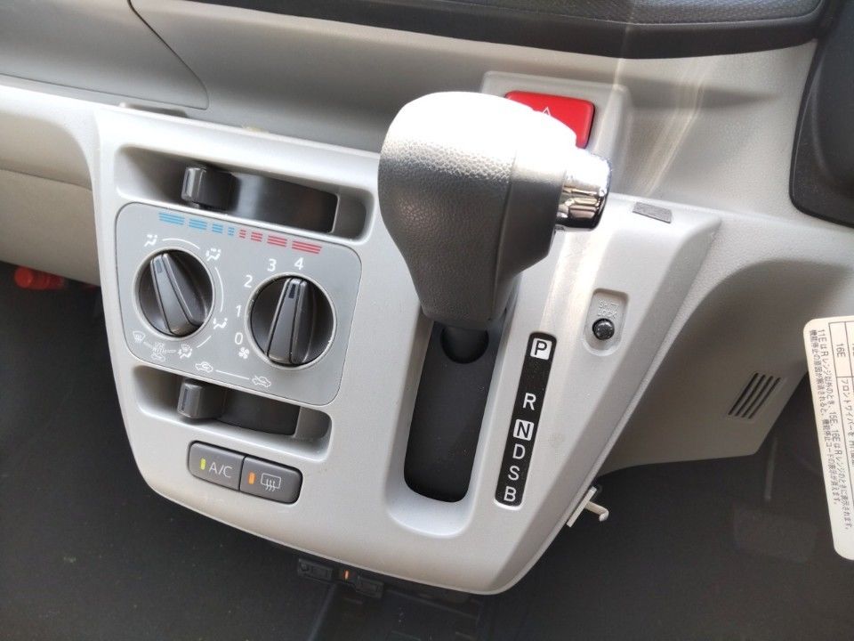 2021 Daihatsu Mira e:S auction photo 12