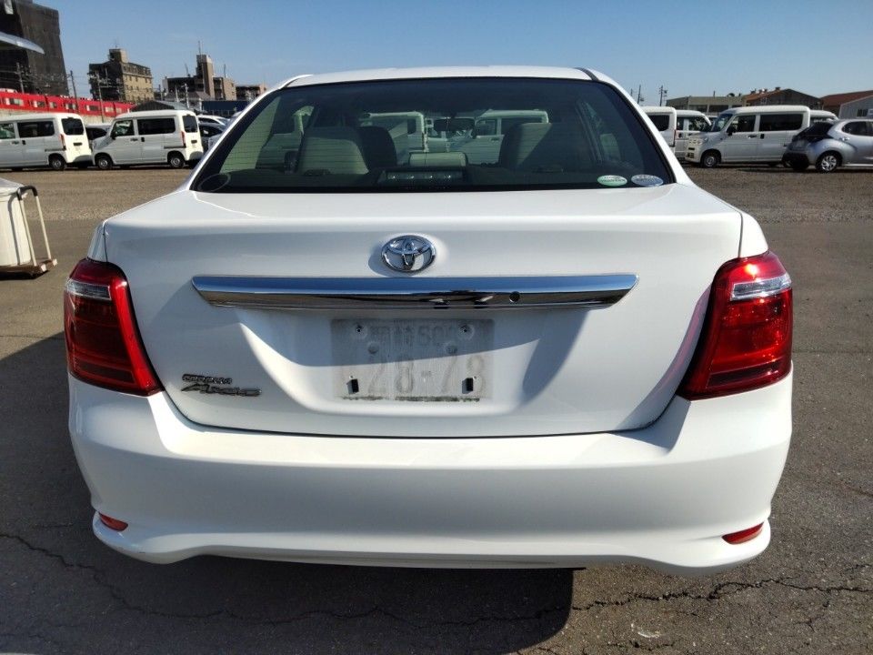 2016 Toyota カローラ アクシオ auction photo 5