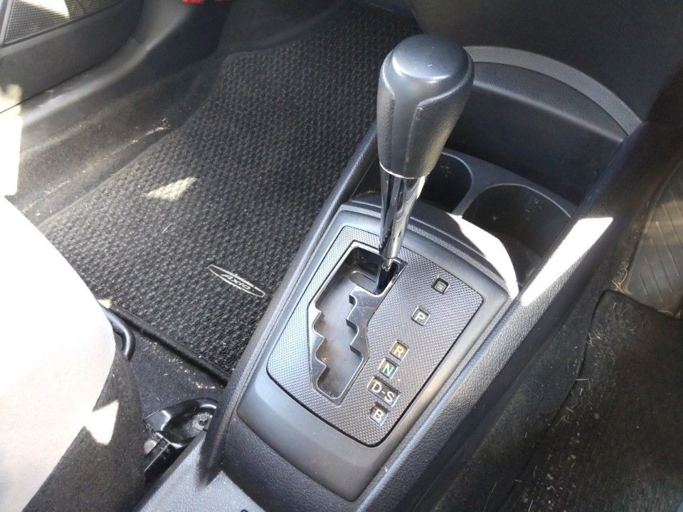 2016 Toyota カローラ アクシオ auction photo 12