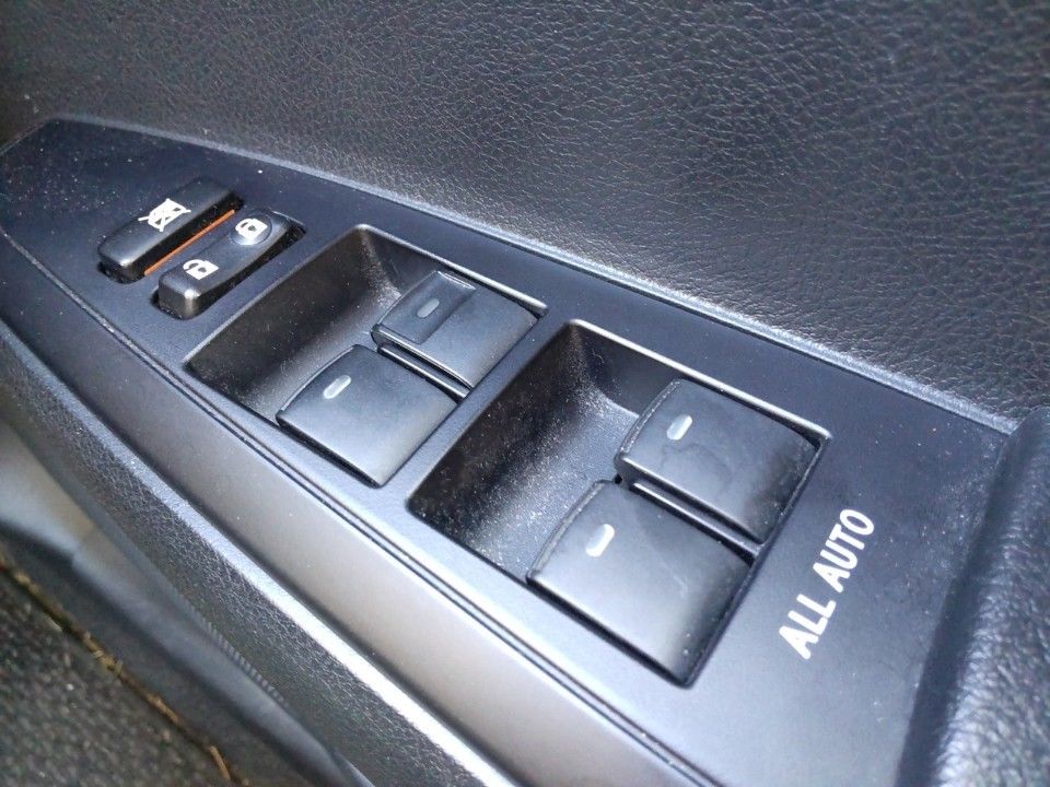 2016 Toyota カローラ アクシオ auction photo 14
