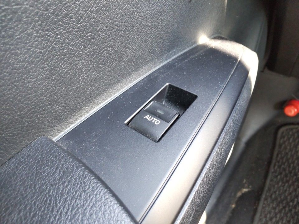 2016 Toyota カローラ アクシオ auction photo 13