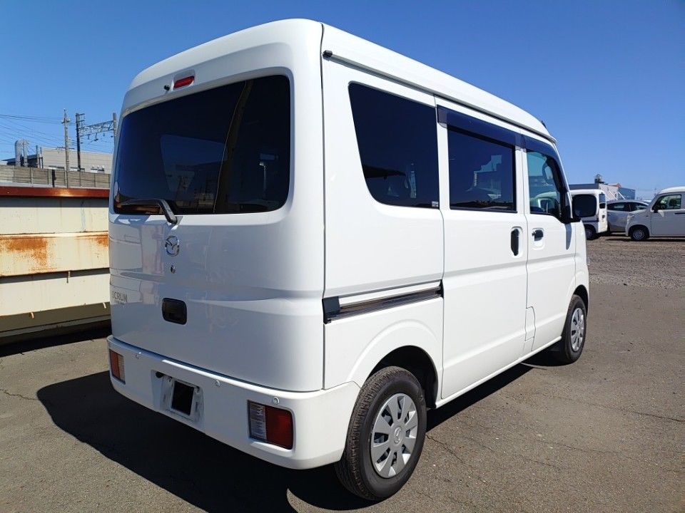 2022 Mazda Scrum auction photo 2