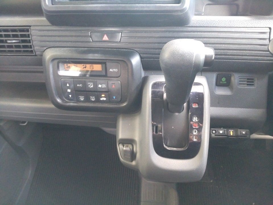 2019 Honda N-VAN auction photo 12