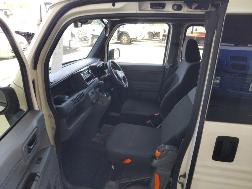 2019 Honda N-VAN auction photo 16