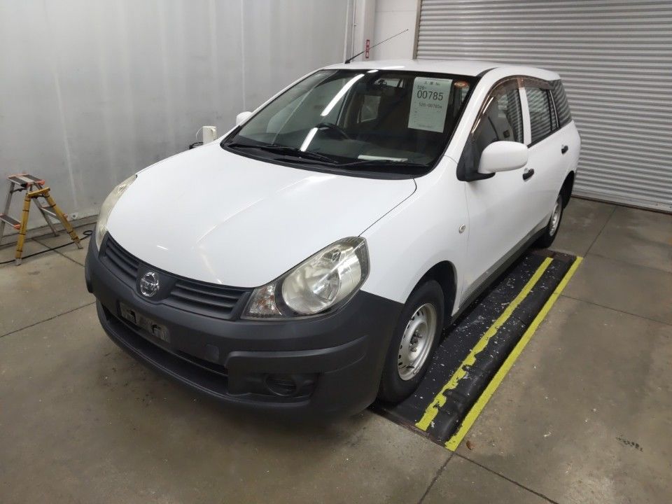 2015 Nissan AD Japan auction vehicle