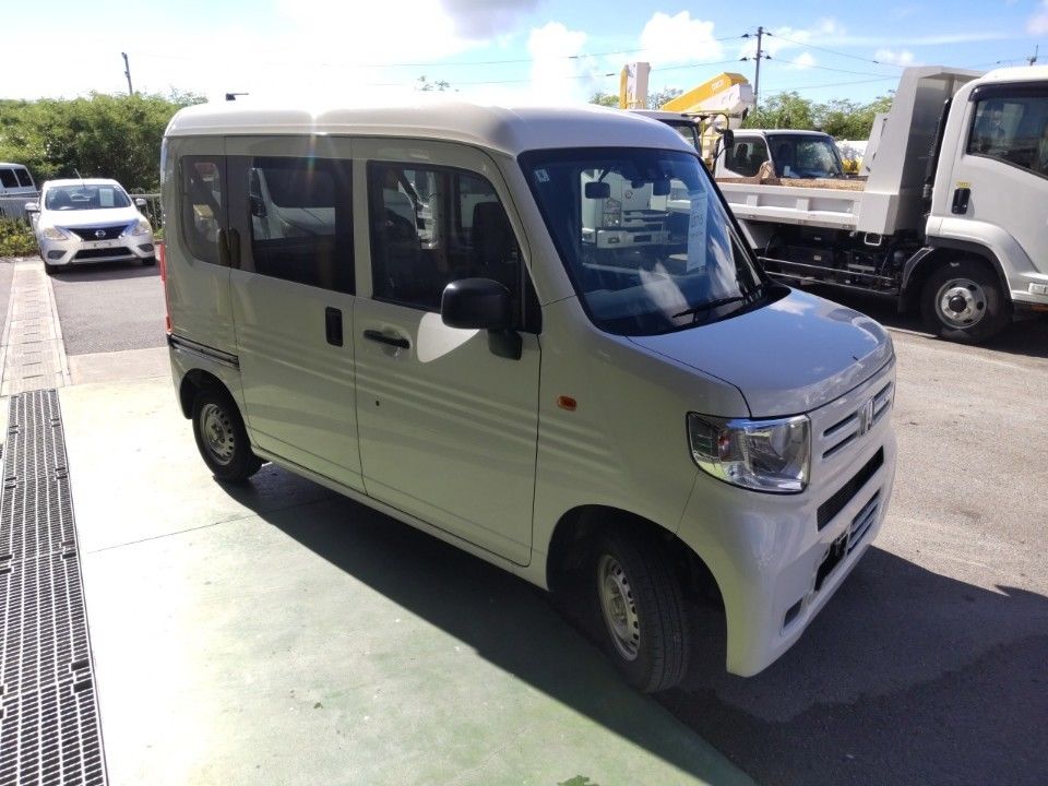 2019 Honda N-VAN auction photo 4