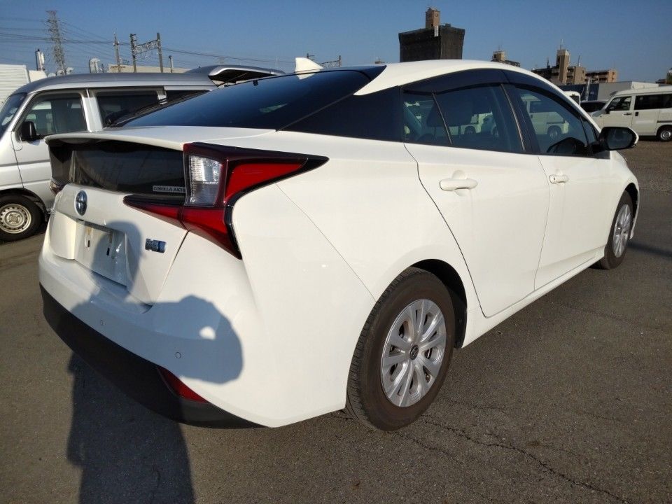 2021 Toyota Prius auction photo 2