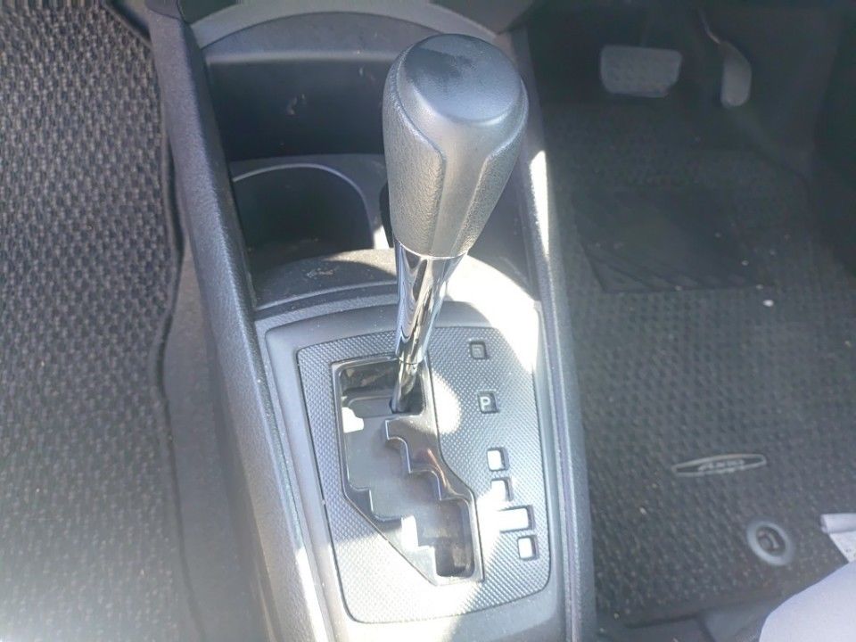 2016 Toyota カローラ アクシオ auction photo 12