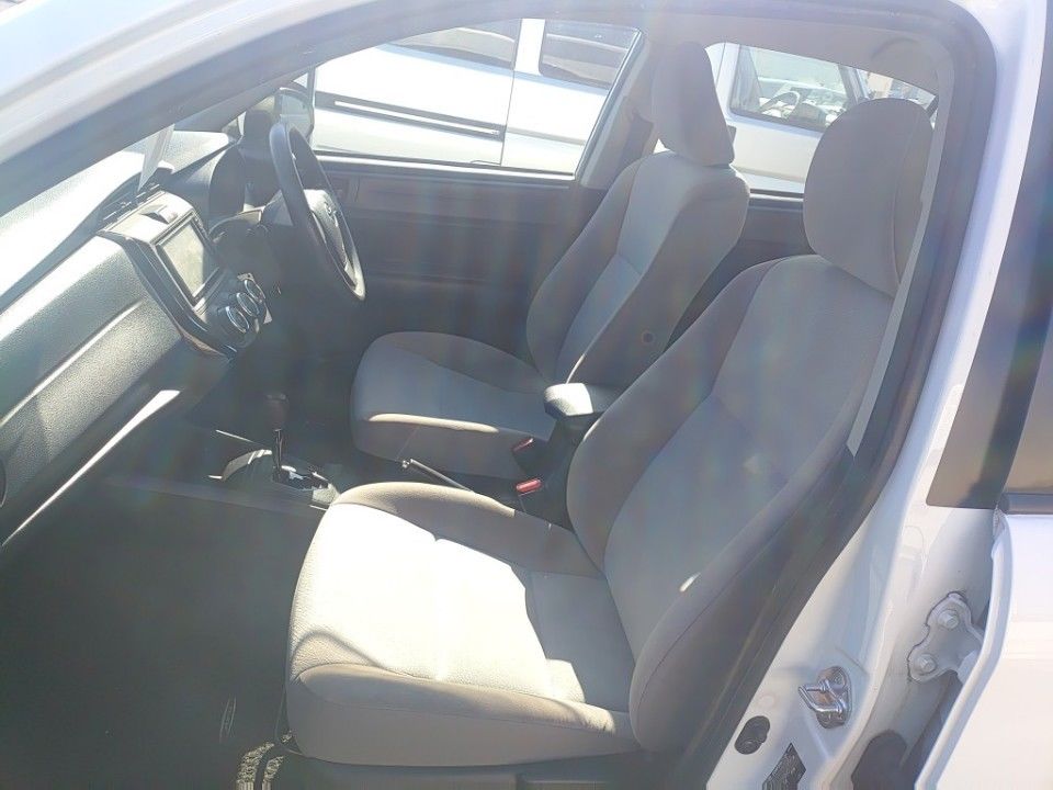 2016 Toyota カローラ アクシオ auction photo 16