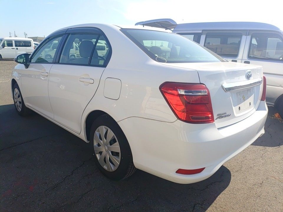 2016 Toyota カローラ アクシオ auction photo 6