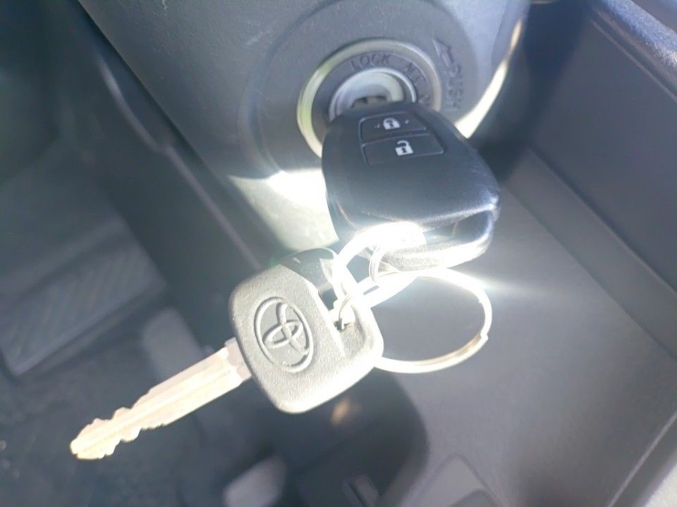 2016 Toyota カローラ アクシオ auction photo 15