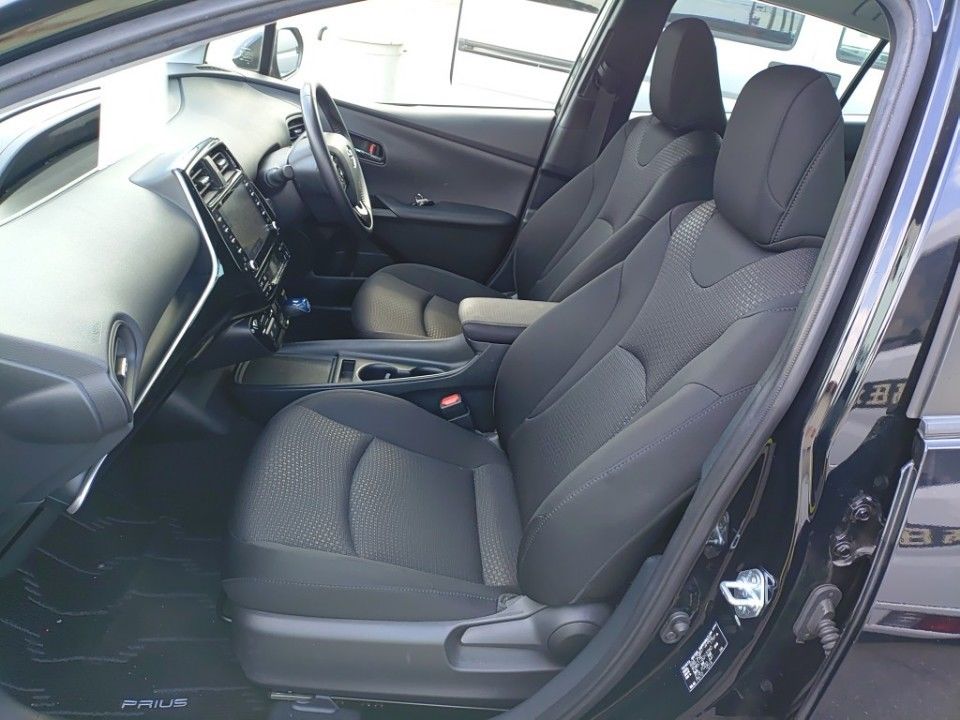 2021 Toyota Prius auction photo 16
