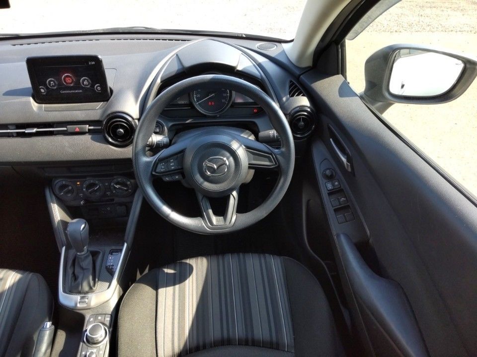 2021 Mazda Mazda2 auction photo 3