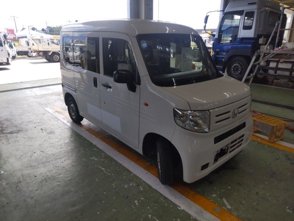 2019 Honda N-VAN auction photo 4