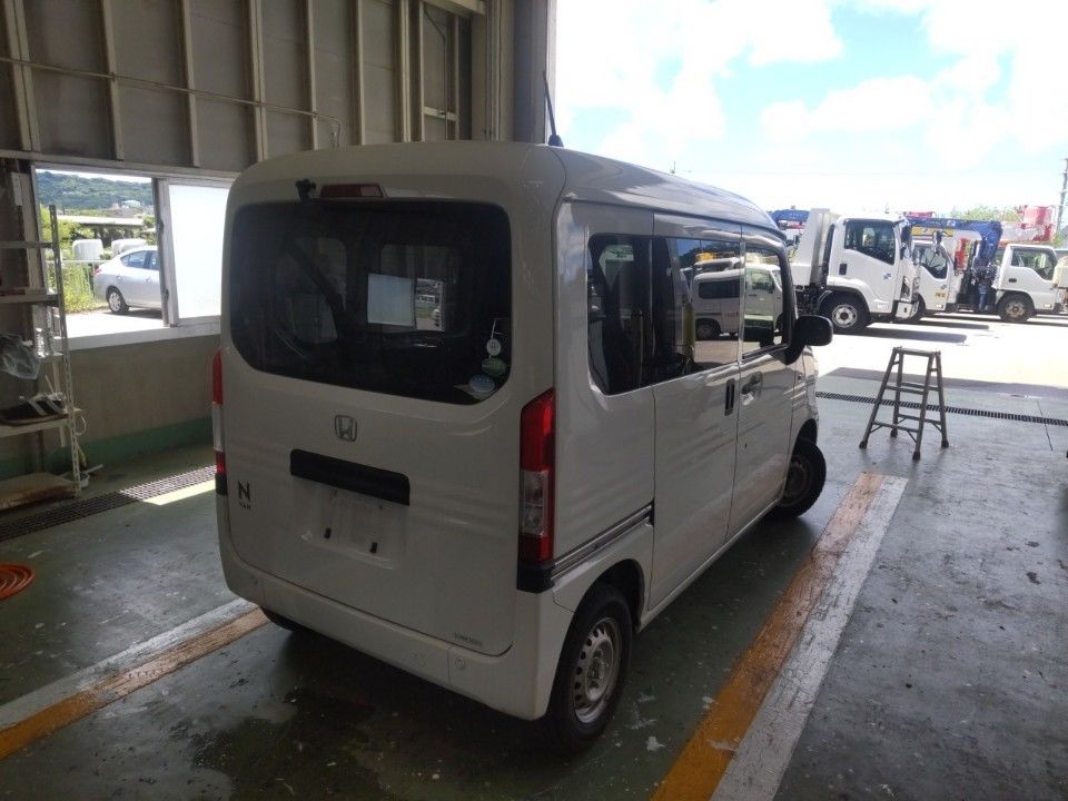 2019 Honda N-VAN auction photo 2