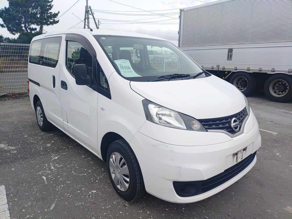 2017 Nissan NV200 Vanette auction photo 4