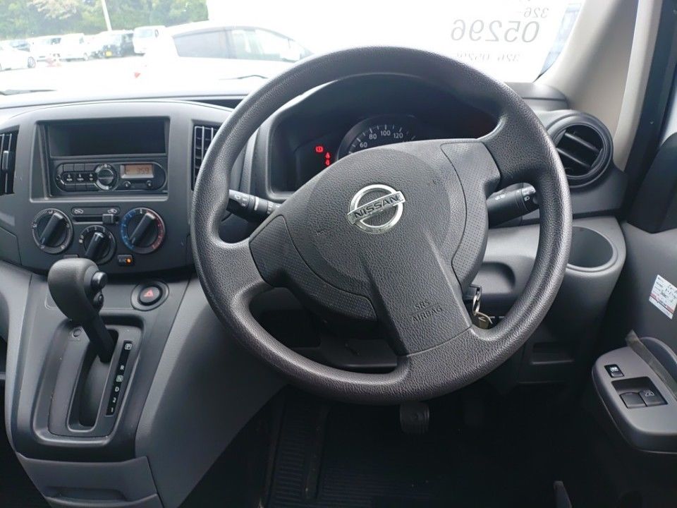 2017 Nissan NV200 Vanette auction photo 3