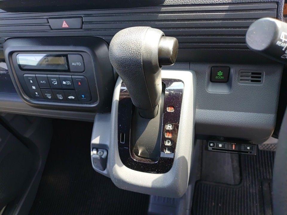 2019 Honda N-VAN auction photo 12